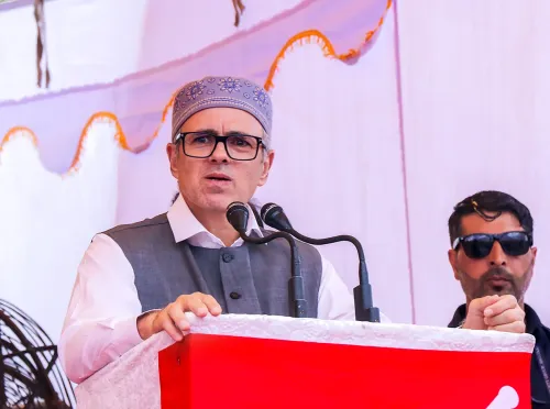 जम्मू-कश्मीर का पहला इंटरनेशनल फिल्म फेस्टिवल IFFJ&K 2026: उमर अब्दुल्ला शुक्रवार को करेंगे लोगो अनावरण