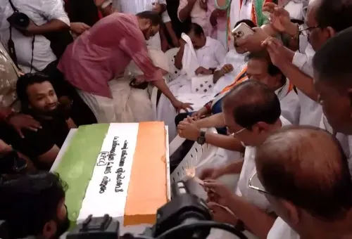 केरल चुनाव 2026: यूडीएफ की बड़ी बढ़त, कांग्रेस 56 सीटों पर आगे; 100 सीटें पार करने का दावा