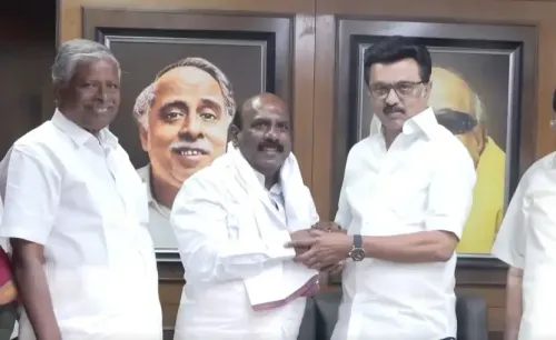 क्या मनोज पांडियन ने डीएमके में शामिल होकर विधायक पद से इस्तीफा देने की घोषणा की?