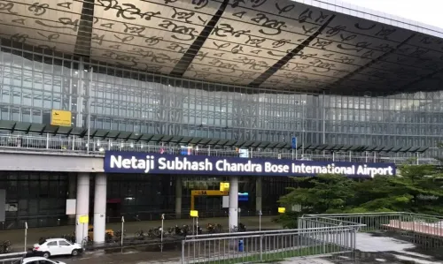 कोलकाता एयरपोर्ट पर तकनीकी खराबी: एयर इंडिया एक्सप्रेस की चेन्नई फ्लाइट 6 घंटे लेट, 170 यात्रियों ने किया हंगामा
