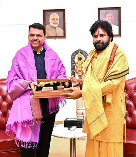 पवन कल्याण ने फडणवीस से की मुलाकात, पूर्वी घाट में बाघ संरक्षण के लिए महाराष्ट्र देगा दो मादा बाघ