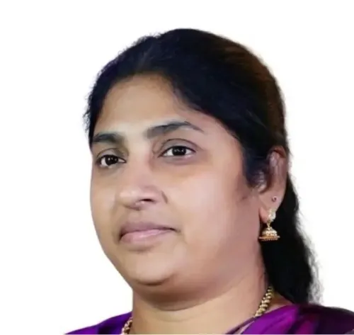 तमिलनाडु चुनाव: पोर्कोडी आर्मस्ट्रांग ने एनडीए उम्मीदवार के रूप में नामांकन दाखिल किया