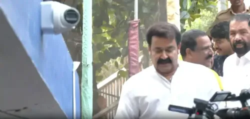 केरल चुनाव: अभिनेता मोहनलाल और मुख्यमंत्री पी. विजयन ने मतदान में भाग लिया