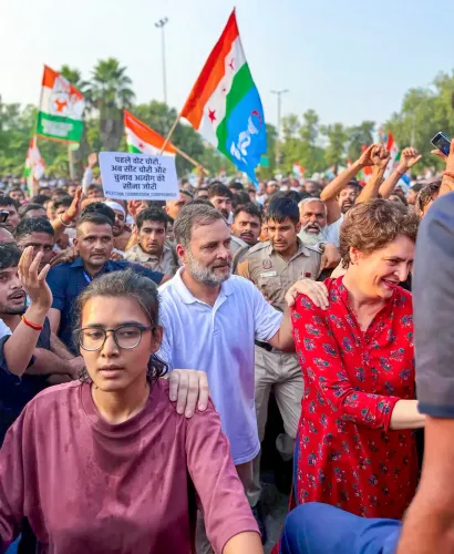 महिला पत्रकार विवाद: BJP का राहुल गांधी पर बदसलूकी का आरोप, कांग्रेस बोली — SIR से ध्यान भटकाने की कोशिश