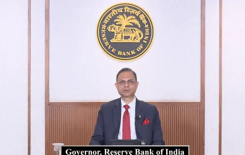 RBI गवर्नर संजय मल्होत्रा का ऐलान: वित्त वर्ष 2028 तक पॉलिमर नोट प्रचलन में, फील्ड ट्रायल जारी