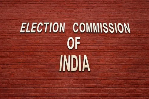 टीएमसी बागी गुट का ECI में दस्तक देने का ऐलान, ममता-अभिषेक को छोड़कर बनाई नई राष्ट्रीय कार्यकारी समिति
