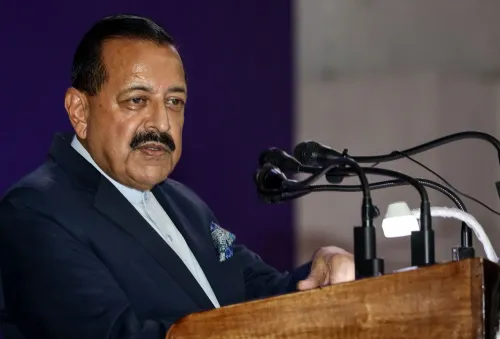 क्या सरकार ने ई-कचरे और कबाड़ की बिक्री से 3,296.71 करोड़ रुपए कमाए?