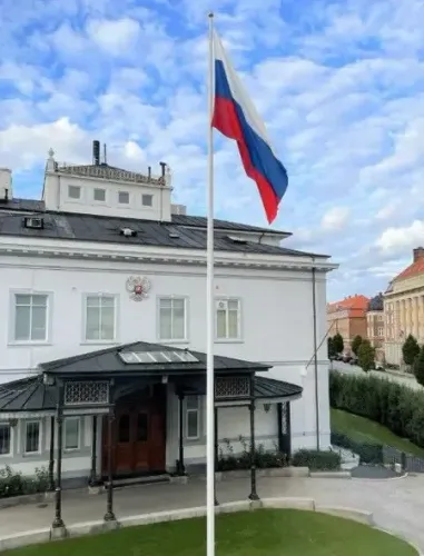 डेनिश हवाईअड्डों पर कथित व्यवधान की बेतुकी अटकलों को हम खारिज करते हैं: रूस 