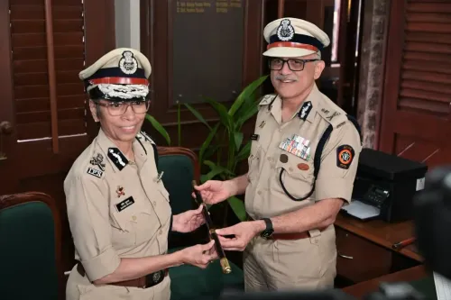 क्या सदानंद दाते ने महाराष्ट्र के पुलिस महानिदेशक का पदभार ग्रहण किया?
