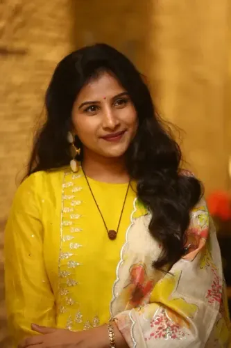 तेलुगु लोक गायिका मंगली ने वकील के खिलाफ जबरन वसूली की शिकायत कराई दर्ज 