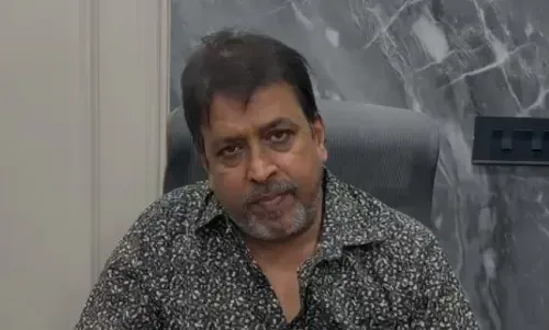 सिया गोयल के पिता का दावा: मीडिया को नहीं दिखाई 'फिंगर', कार के दरवाजे में दबी थी उंगली