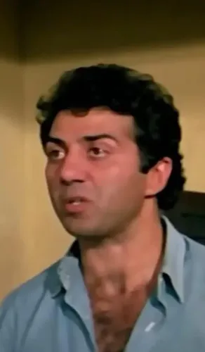'घायल' के 36 साल: सनी देओल ने दिवंगत पिता धर्मेंद्र को किया भावभीना याद