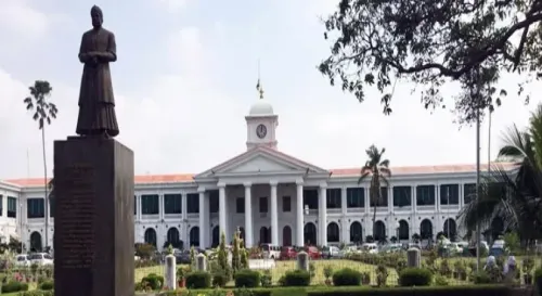 क्या निलंबित आईएएस अधिकारी एन प्रशांत ने केरल के मुख्य सचिव पर अत्यधिक हस्तक्षेप का आरोप लगाया?