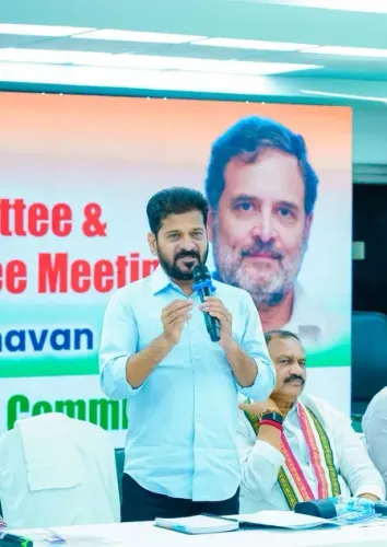 तेलंगाना CM रेवंत रेड्डी ने SIR में दलितों-अल्पसंख्यकों के वोट बचाने की कार्य योजना बनाई