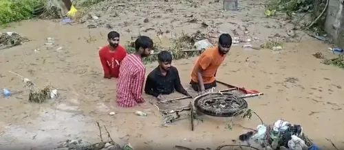 पुंछ में अचानक बाढ़ का कहर: 10 की मौत, कई लापता; CM उमर अब्दुल्ला ने संभाला मोर्चा