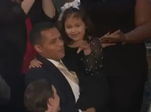 डोनाल्ड ट्रंप ने अवैध प्रवासियों के लिए चालक लाइसेंस पर प्रतिबंध लगाने का किया आह्वान