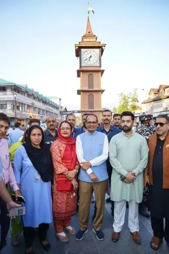 'लोग बिना डरे कश्मीर घूमने आएं,' शिवराज सिंह चौहान ने की अपील