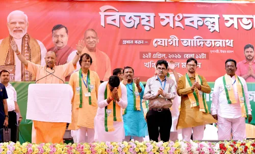 'वंदे मातरम' के विरोधियों को देश छोड़ने की सलाह, बोले यूपी के सीएम योगी आदित्यनाथ