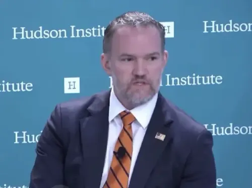 अमेरिका ने चीन के व्यापार संबंधों को स्थिर बताया, सुधार की आवश्यकता जताई