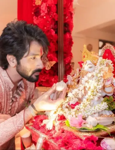 वर्धन पुरी ने गणेश चतुर्थी पर याद किए दादा अमरीश पुरी, बोले- 'बप्पा हर साल परिवार को करते हैं एकजुट'