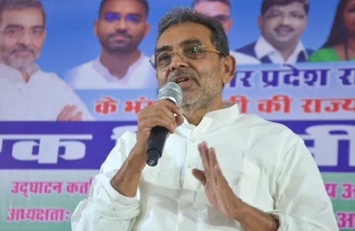 महिला आरक्षण बिल के गिरने पर आरएलएम का महागठबंधन के खिलाफ बिहार में विरोध प्रदर्शन