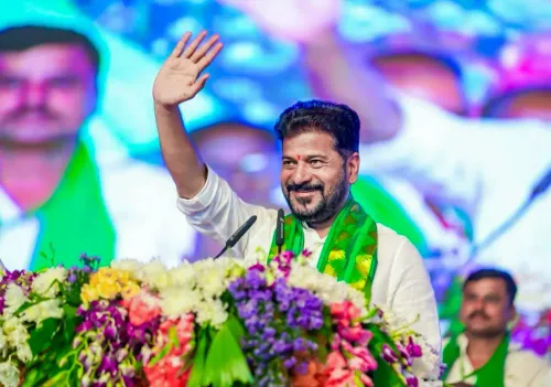 तेलंगाना CM रेवंत रेड्डी की सरकारी कर्मचारियों से अपील: रोज़ एक घंटा अतिरिक्त काम करें, राजस्व बढ़ाएँ