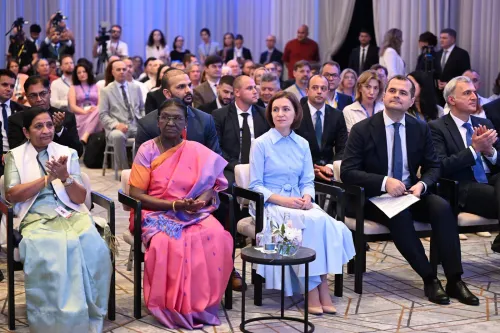मोल्दोवा की राष्ट्रपति मैया सैंडू ने भारत को बताया 'सबसे बड़ा लोकतंत्र और भरोसेमंद दोस्त', मुर्मु की ऐतिहासिक यात्रा