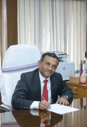 हिंदुस्तान कॉपर लिमिटेड के नए CMD अनुपम मिश्रा: 33 वर्षों के अनुभव के साथ संभाली कमान