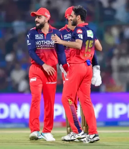 Bhuvneshwar credits Kohli's experience for RCB's bowling masterclass vs DC