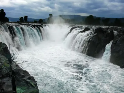 Hogenakkal inflow hits 12,000 cusecs as Karnataka releases Cauvery water