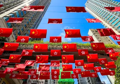 हांगकांग में शी चिनफिंग के आर्थिक और युवा लेखनों के पारंपरिक चीनी संस्करण का विमोचन