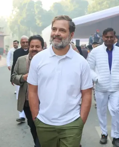 हम बाबा साहेब के विचारों और संविधान की रक्षा करते हैं: राहुल गांधी 