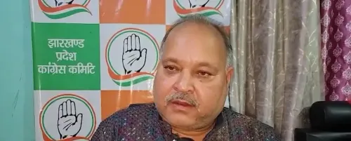 कांग्रेस नेता राकेश सिन्हा का कहना: पीड़िता की मां का चुनाव लड़ना स्वागत योग्य है