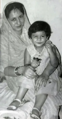What Childhood Memories Did Huma Qureshi Share with Brother Saqib?