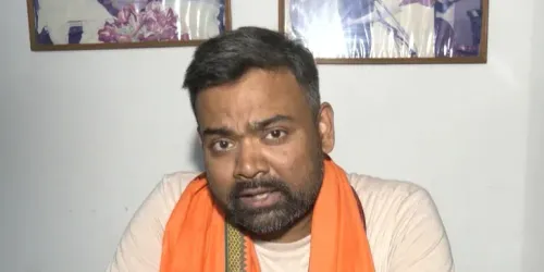NCERT पाठ्यपुस्तक में आपातकाल अध्याय पर BJP का पलटवार: गुरु प्रकाश बोले, 'इतिहास का काला सच पढ़ाना ज़रूरी'