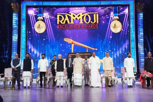 क्या उपराष्ट्रपति सीपी राधाकृष्णन ने हैदराबाद में रामोजी एक्सीलेंस अवार्ड 2025 प्रदान किए?