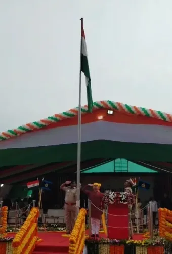How did Gujarat Home Minister Honor Freedom Fighters and Inspire National Growth?