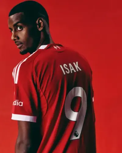 What Does Dan Burns Wish for Alexander Isak?