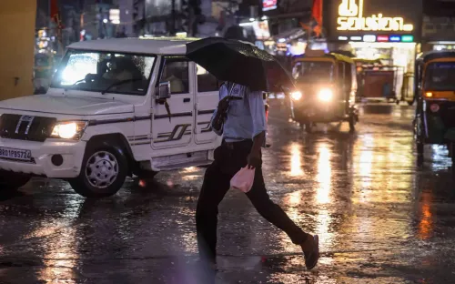 IMD rain and storm alert across 15 states; Delhi-NCR heatwave likely from May 16
