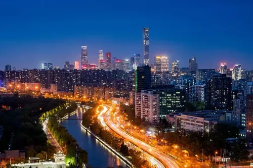 क्या आईएमएफ और विश्व बैंक ने चीन की आर्थिक वृद्धि के पूर्वानुमानों में वृद्धि की है?