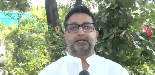 इंडिया गठबंधन की बैठक पर NDA का हमला: अखिलेश, DMK, AAP की गैरहाज़िरी से विपक्षी एकता पर सवाल