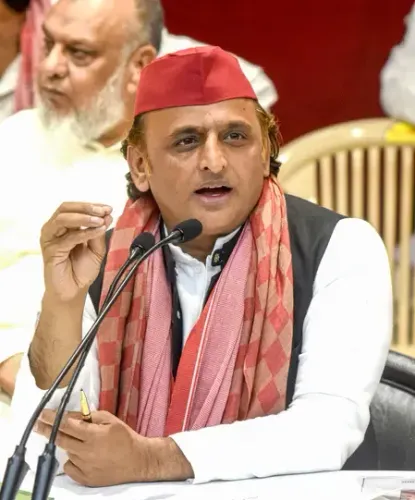 इंडिया गठबंधन को मजबूत करने के बहाने यूपी की चौसर सजाने में जुटे अखिलेश