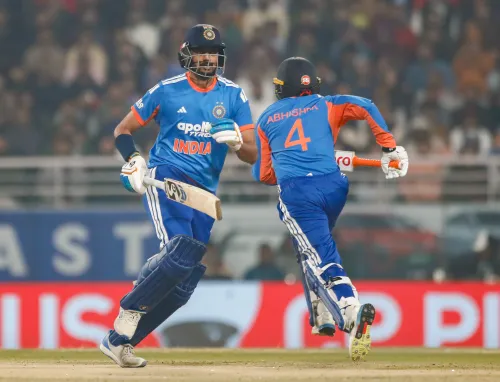 Does India Need a Strong Foundation to Chase Big Scores? Robin Uthappa Weighs In
