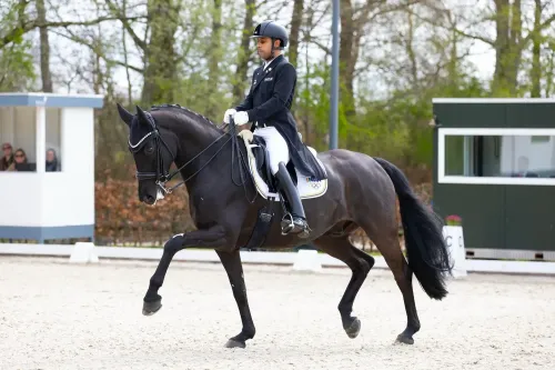 Anush Agarwalla Wins Silver at CDI Hagen with 70.94% Score