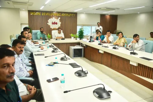 इंदौर पुलिस कमिश्नर की जनसुनवाई में 89 आवेदन, पारिवारिक विवाद से वित्तीय धोखाधड़ी तक की शिकायतें