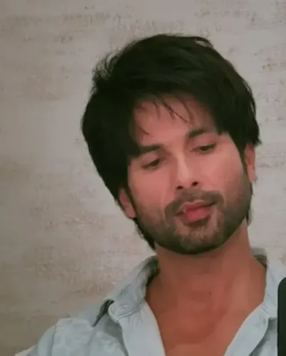 क्या इंडस्ट्री में लंबे समय तक टिकने के लिए लुक्स नहीं, बल्कि अभिनय पर ध्यान देना चाहिए? - शाहिद कपूर