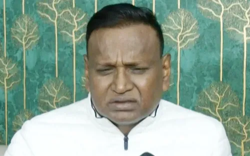 Is There Injustice Against Shankaracharya? Congress Responds to Prayagraj Mela Authority Notice