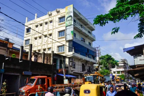 Calcutta HC extends stay on Abhishek Banerjee's Amtala office demolition till Nov 30