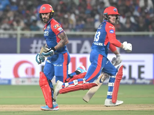 Will Du Plessis Shine Again? Bethell Makes His IPL Debut as RCB Chooses to Bowl First Against DC