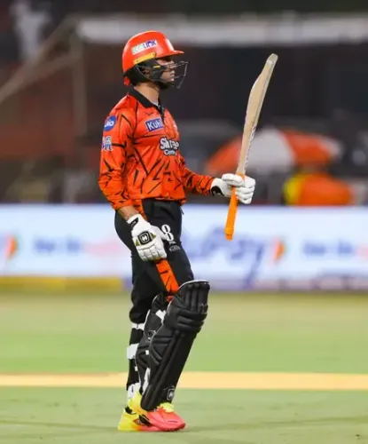 IPL 2026: Abhishek Sharma Achieves Record-Breaking 15-Ball Fifty for SRH